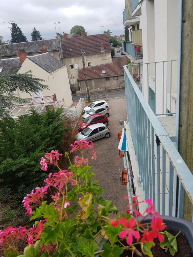 Chambres A Louer Dans Appartement Balcon - Wifi - Parking Gratuit Nevers Bagian luar foto