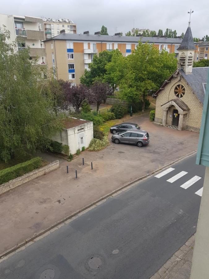 Chambres A Louer Dans Appartement Balcon - Wifi - Parking Gratuit Nevers Bagian luar foto