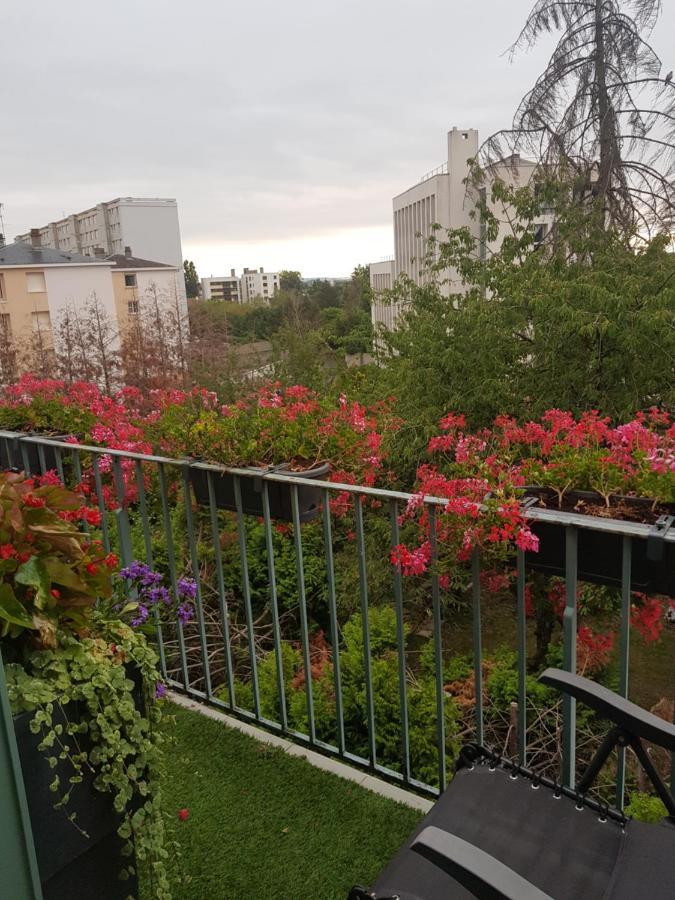 Chambres A Louer Dans Appartement Balcon - Wifi - Parking Gratuit Nevers Bagian luar foto