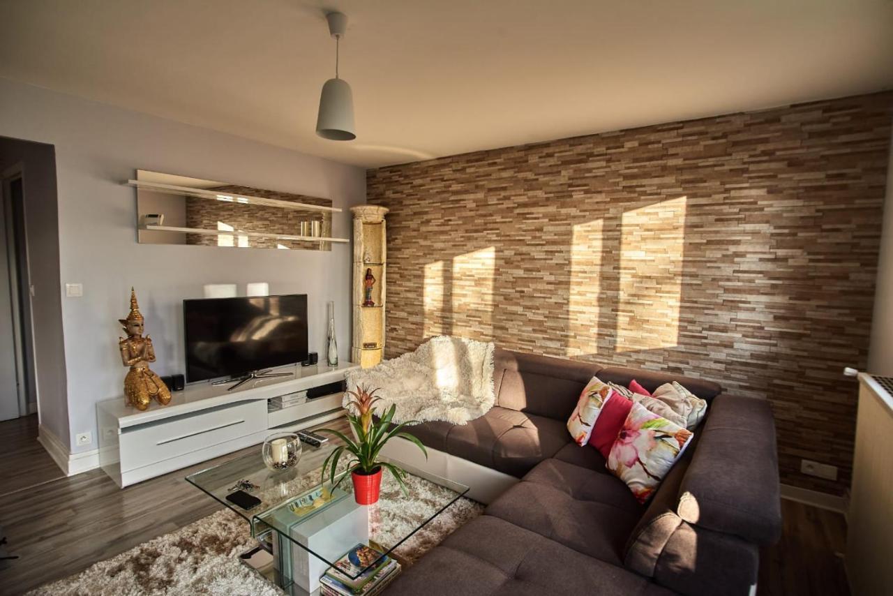Chambres A Louer Dans Appartement Balcon - Wifi - Parking Gratuit Nevers Bagian luar foto