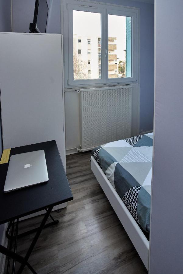 Chambres A Louer Dans Appartement Balcon - Wifi - Parking Gratuit Nevers Bagian luar foto
